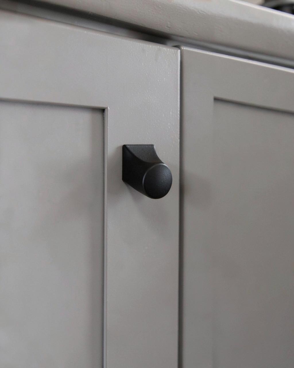 Gray Shaker cabinet door sample